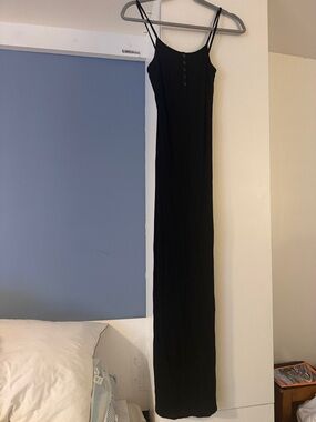 Black Spaghetti-Strap Maxi Dress - Elegant Everyday Slip